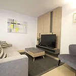 Garden Palace D414 דירה