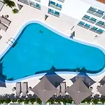 Garden Palace D414 אומאג