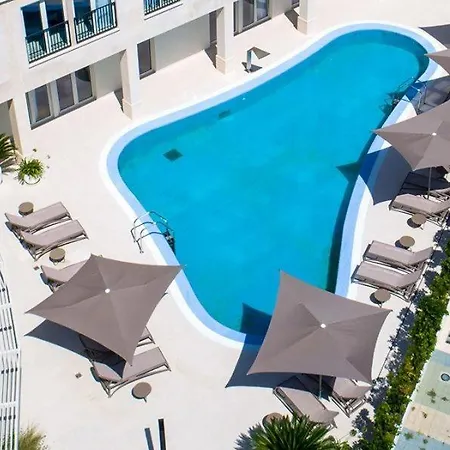 Апартаменты Garden Palace D414 *